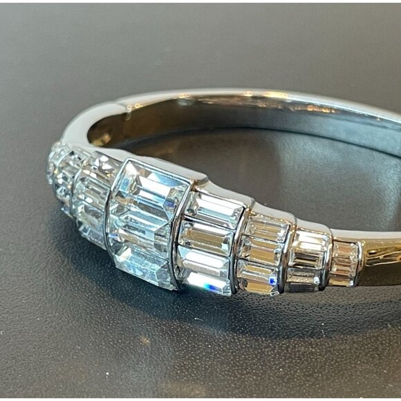 Gorgeous Signed Givenchy Rhinestone Hinged Cuff Bracelet - Picture 11 of 12